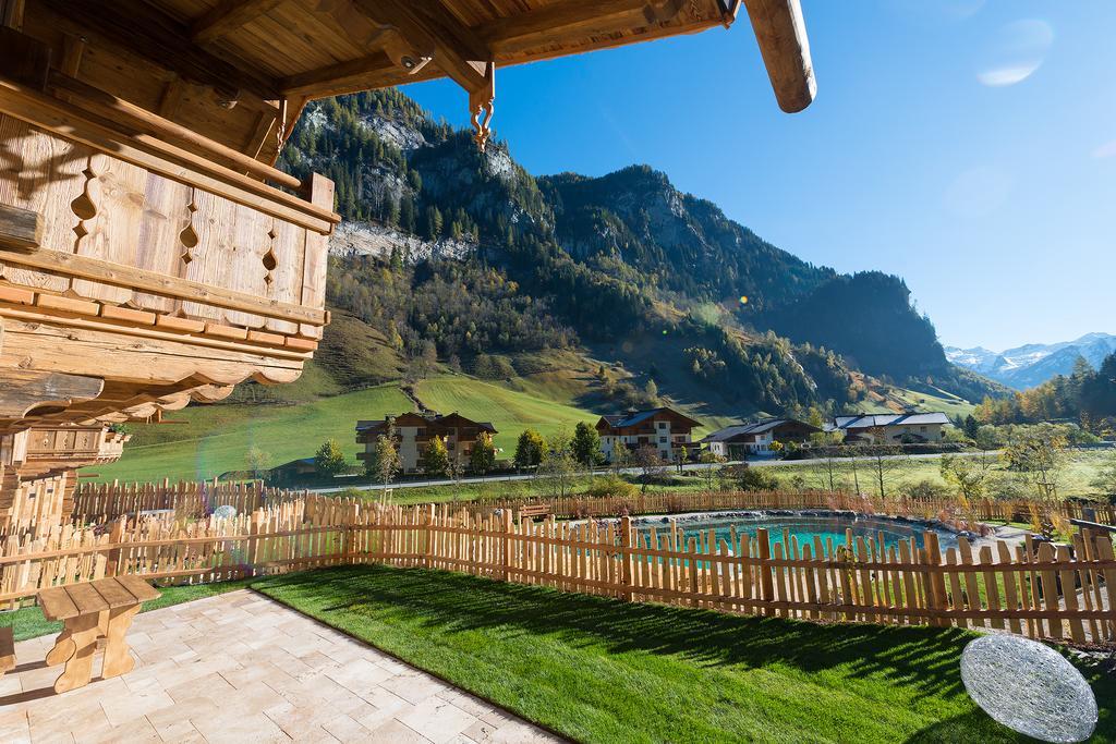 Chaletdorf Auszeit Hüttschlag Zimmer foto